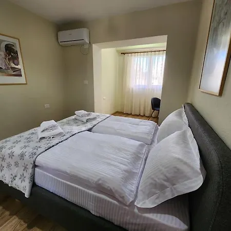 Ben's Apartment-city Center * Tirana