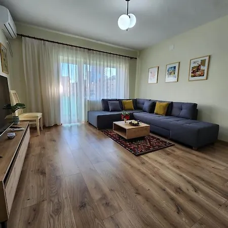 Apartment Ben's Apartment-city Center Tirana